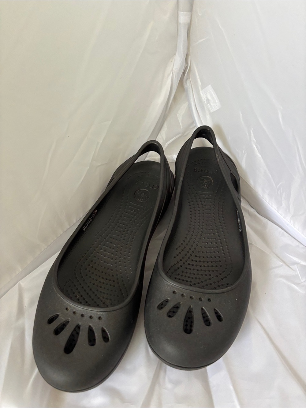 CROCS Women's Black Slingback Flat Shoes
